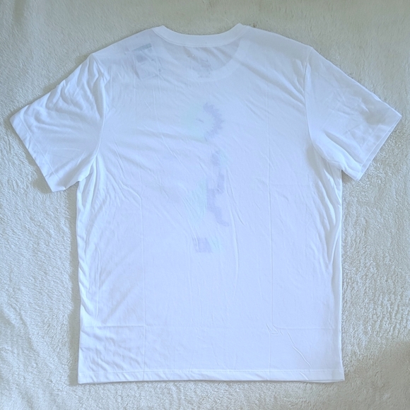 Nike👟 Man♂️ Spinning Basketball on Finger Dri-Fit Graphic Tee👕 - NWT - Picture 2 of 13